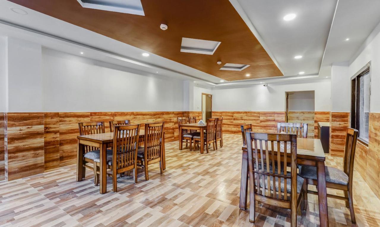 Treebo Hotel Mobi Vip Airport Guwahati Bagian luar foto